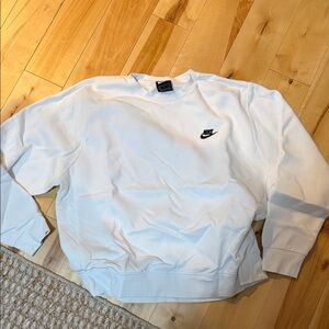 Nike White Crewneck Sweatshirt